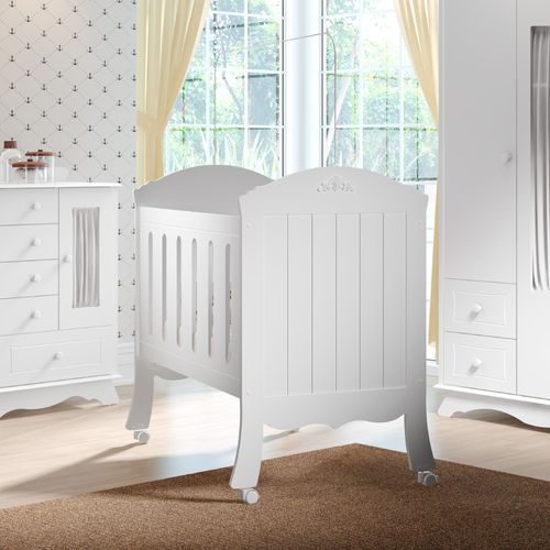 Berço Americano Estilo Realeza Anti Refluxo - Branco Premium Menor preço em Berço Americano Estilo Realeza Anti Refluxo - Branco Premium