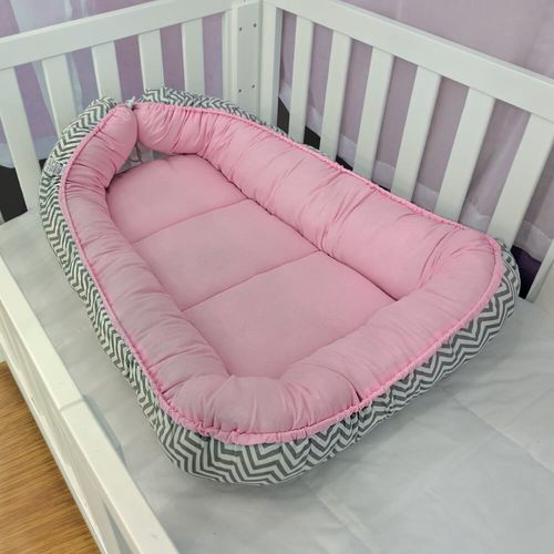 Ninho Redutor de Berço - Chevron Cinza/Rosa é boa?
